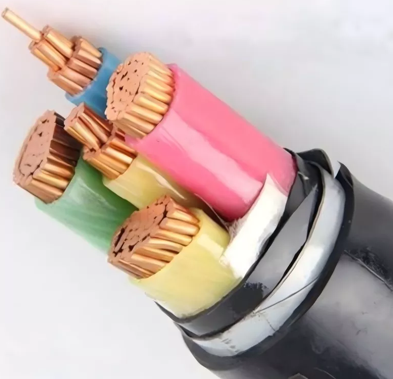 Aké faktory ovplyvňujú prúdovú zaťažiteľnosť nízkonapäťových elektrických vedení?